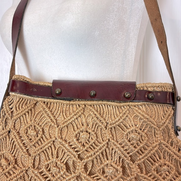 Vintage ETIENNE AIGNER 60s jute macramé bag - Picture 6 of 10